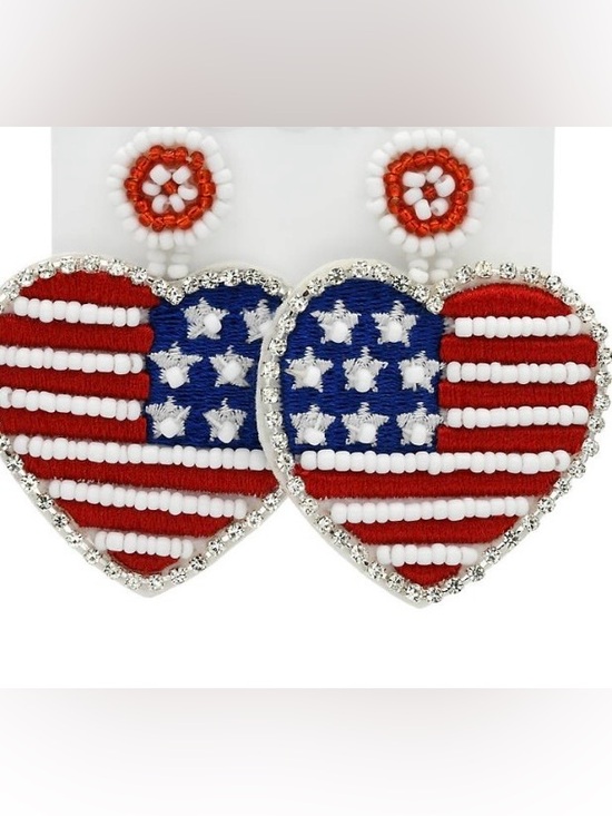 Jewelry - 🇺🇸 Patriotic Heart Beaded Earrings - Red White Blue